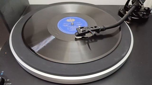 КВАРТЕТ БОРИСА ТИХОНОВА – Осенние листья \ Весёлый день (shellac, 78RPM, USSR, ЛЗГ 15459-60, 1947) смотреть онлайн