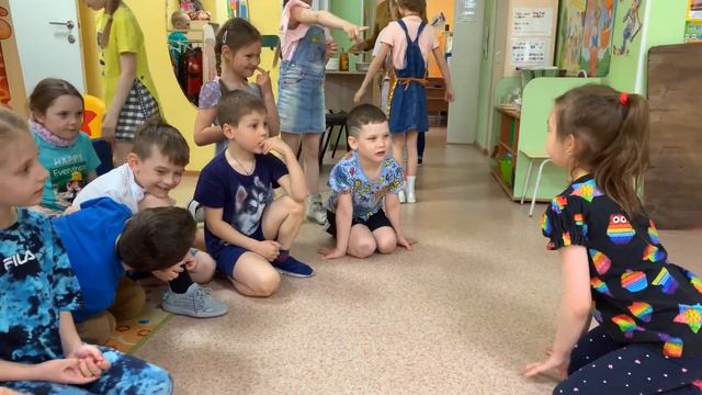День в детском саду! Путешествие в детство! смотреть онлайн