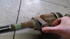 Люфт подшипника промежуточного вала переднего правого привода Hyundai Santa FE 2 CM