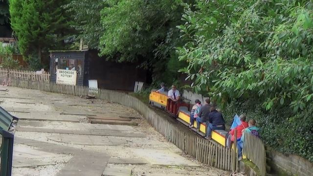 Brookside Miniature Railway смотреть онлайн