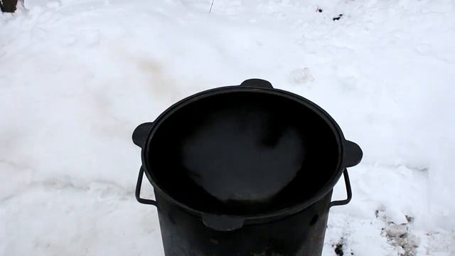 Ухо в Рульке. в казане на костре. смотреть онлайн