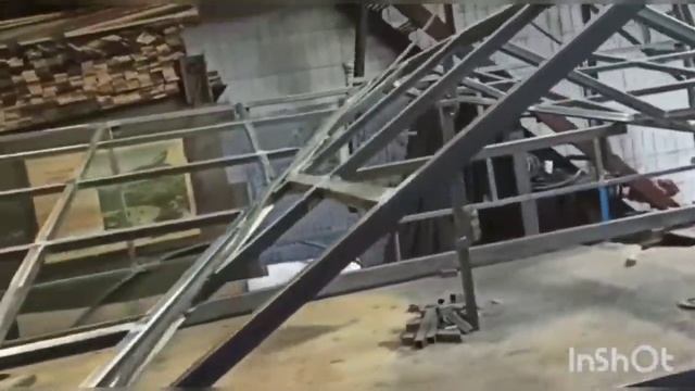 Кованый козырек. Изготовление и монтаж на объекте. смотреть онлайн