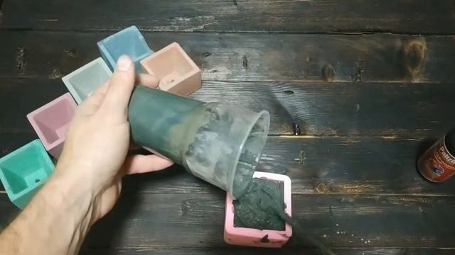 Свеча в бетоне Свеча в бетонном подсвечнике смотреть онлайн