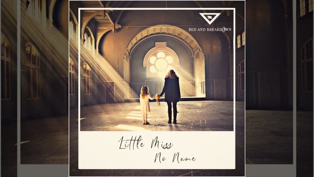 Little Miss No Name смотреть онлайн