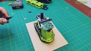 Воскрешение нивелира после сильного падения. Лазерный уровень Huepar S03CG-L.