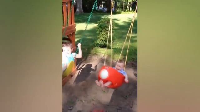 Смешные видео с детьми #124.mp4 смотреть онлайн