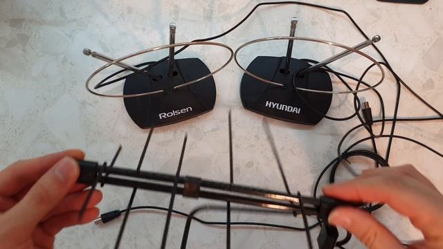 Сравнение ТВ DVB-T2 антенн Rolsen RDA-90, Hyundai H-TAI120, Дельта К132 смотреть онлайн