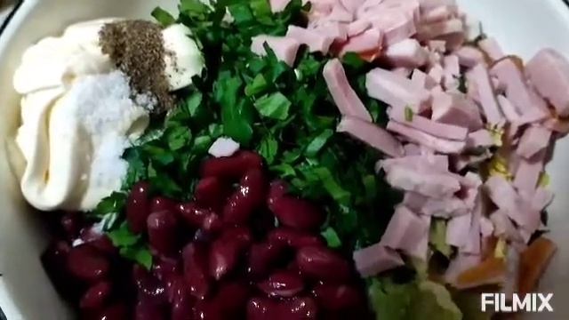 салат ? из пекинской капусты, красной фасоли и ветчины ( колбасы ) очень вкусно на все случаи жизни смотреть онлайн