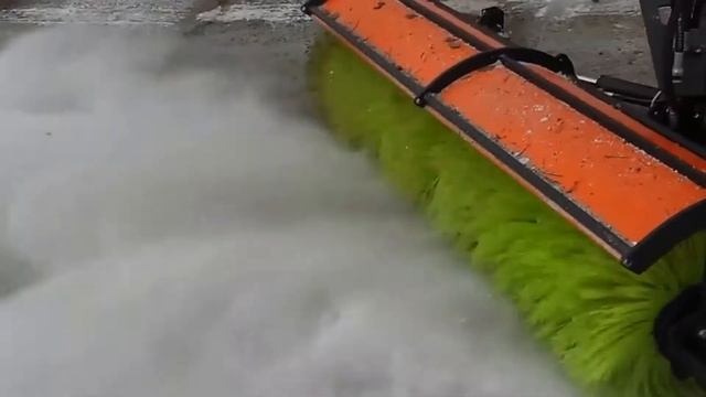 Щетка для мини-погрузчика смотреть онлайн