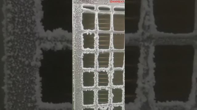 Работа в  -30°С теплового насоса DanHeat. Испытание оттайки теплообменника..mp4