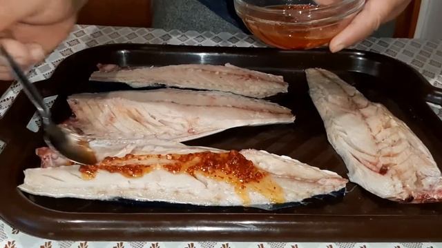 Скумбрия в чесночном маринаде!!! смотреть онлайн