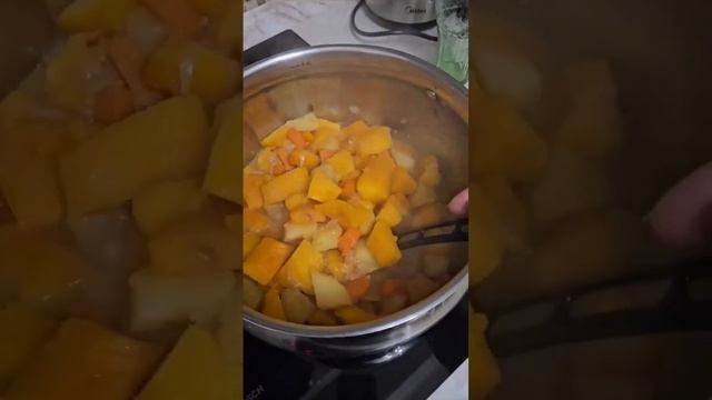 ТЫКВЕННЫЙ СУП ПЮРЕ КЛАССИЧЕСКИЙ ИЗ ТЫКВЫ СО СЛИВКАМИ #приятного_просмотра #тыквенныйсуп