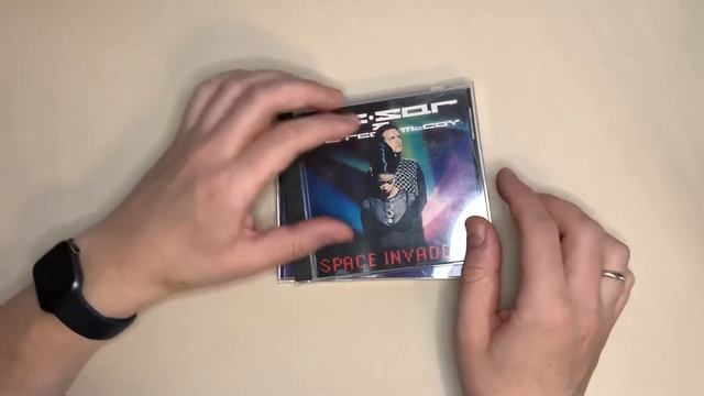 M. C. Sar & The Real McCoy - Space Invaders. Обзор CD смотреть онлайн