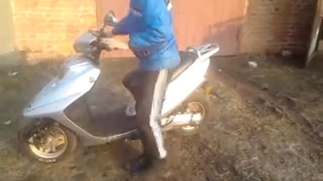 Китайский скутер Skymoto смотреть онлайн