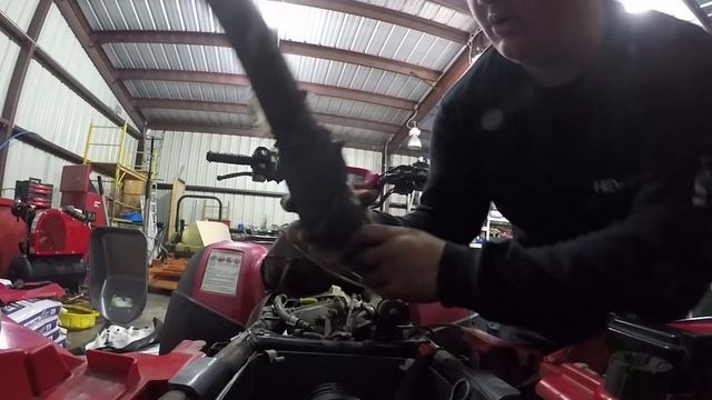Honda Fourwheeler Rebuild смотреть онлайн