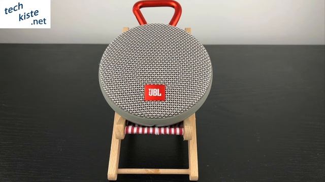 JBL Clip 3 vs JBL Clip 2 Sound Comparison смотреть онлайн