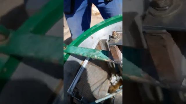 Ставим єлектропривод на медогонку смотреть онлайн