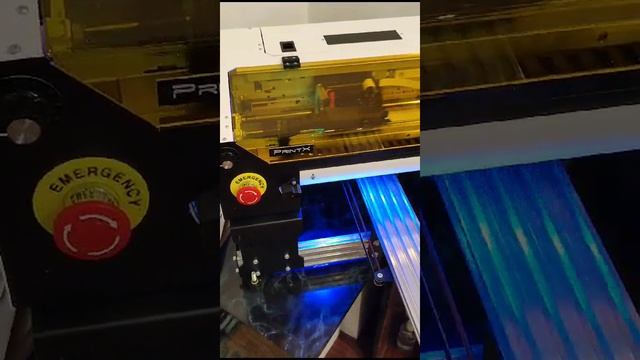 Отзыв на УФ принтер компании PrintX смотреть онлайн