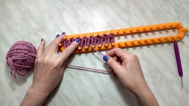 #вязаниедляначинающих #diy Вязание на луме для начинающих. Способ 4 смотреть онлайн