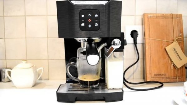 REDMOND RCM-1511 – а вы когда-нибудь мечтали о кофеварке?