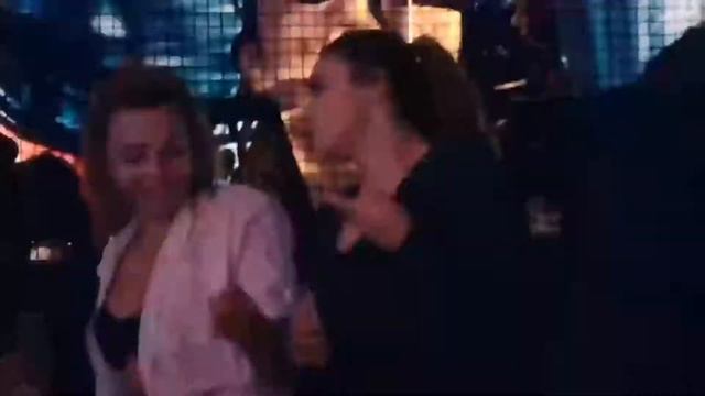 Meyhane / Meyhane Ankara / Yeni Nesil Meyhane / %100 Hijyen %100 Eğlence смотреть онлайн