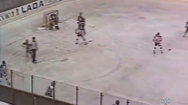 1990 Minnesota North Stars- European tour vs Krylya Sovetov Moscow Full Game (Russian Feed) смотреть онлайн