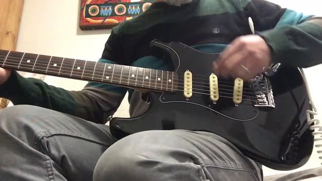 1985 E Series Squier Fender Stratocaster Japan Kahler Bridge смотреть онлайн