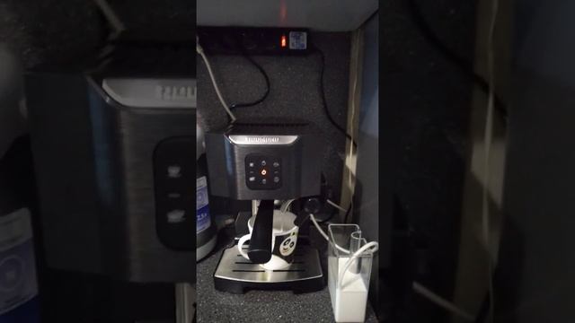 Приготовление Дате на Redmond 1512 смотреть онлайн