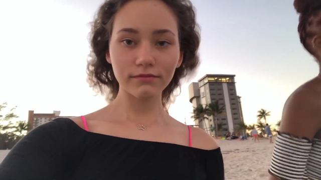 ЙОШИО СЕГОДНЯ БЫЛ МОИМ ОФИЦИАНТОМ(В КОНЦЕ СЮРПРИЗ) смотреть онлайн