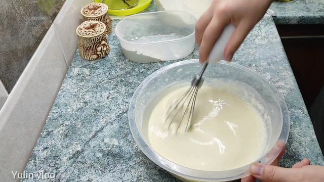 БЛИНЫ НА МОЛОКЕ