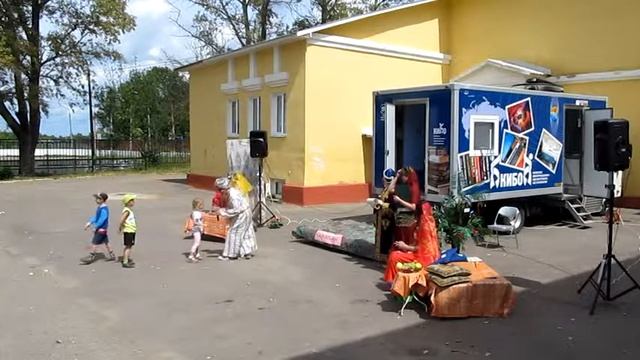 Летние сказки Шахерезады. Фабрика - 3 смотреть онлайн