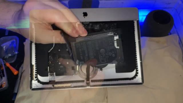 Apple 4K IMac (Late 2015) | Unboxing + SSD Upgrade | Step By Step! ?️ ?