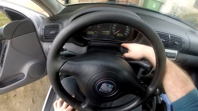 Removing Speedometer Seat Leon Mk1/Seat Toledo 2 (demontaż licznika, wymiana zegarów) смотреть онлайн