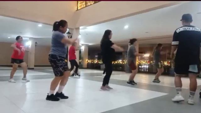 With me happy I am sorry remix Remember me this way zumba version with zin Reggie смотреть онлайн