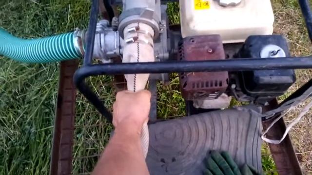 запуск самозасасывающей мотопомпы