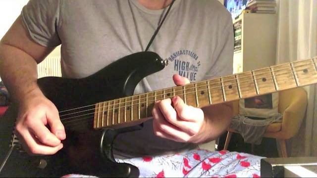 Knockin' on Heaven's Door - Guns 'n' Roses - 2nd Guitar Solo смотреть онлайн