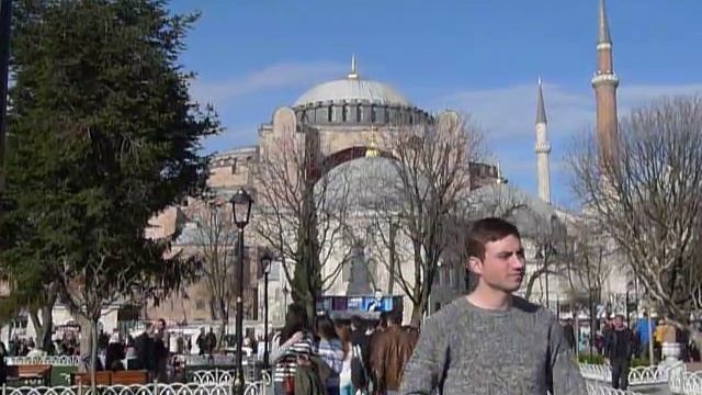 Азан (призыв на молитву) - площадь Султан-Ахмед, Стамбул смотреть онлайн