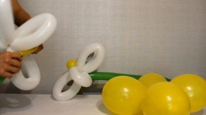 Большая ромашка Букет цветов из воздушных шаров на подставке Flowers of balloons