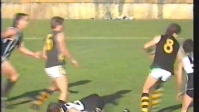 1987 First Semi-Final Glenelg v Port (3rd and 4th quarters and Cornes and Ebert interviews) смотреть онлайн