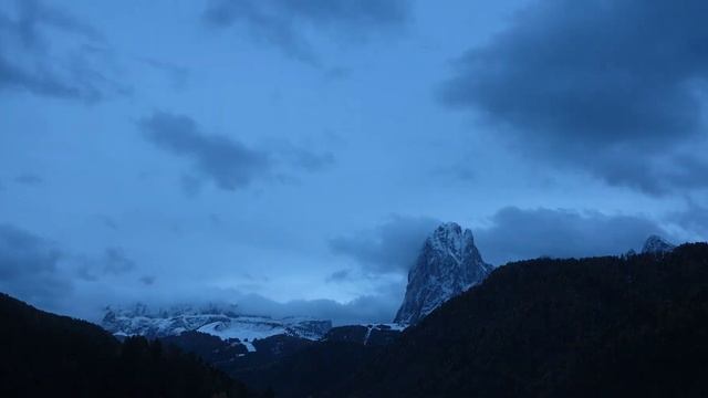 Dolomiti, Val Gardena, Italy | Timelapse Series 365 | Sunset 2023.11.01 | Livestream, Weather 4k смотреть онлайн