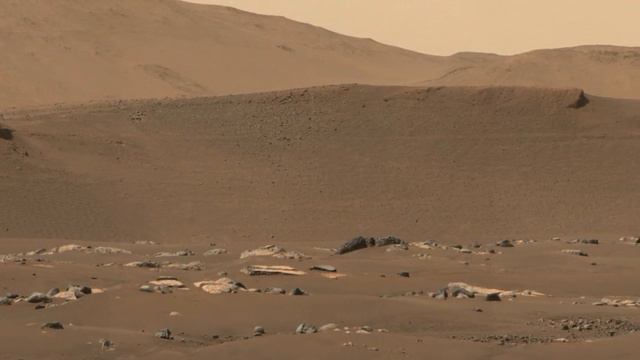 Панорама поверхности Марса с марсохода Персеверанс (Perseverance)