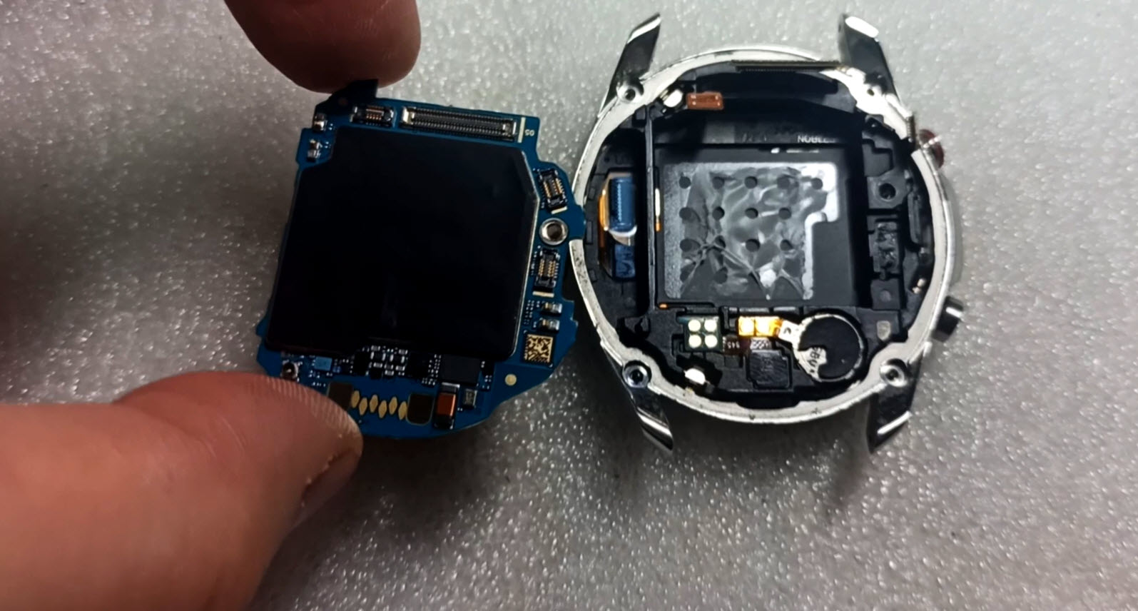 Ремонт смарт часов Samsung Galaxy Watch 3 смотреть онлайн