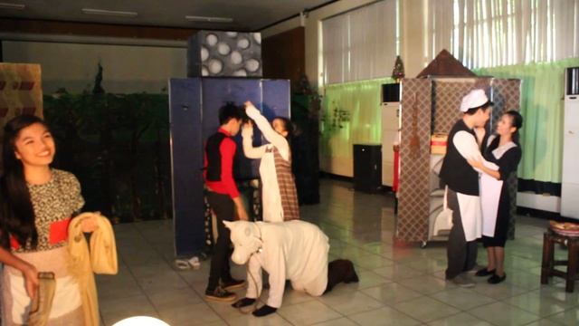 Into The Woods Musical Play Rhs P3