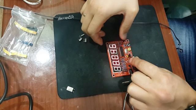 Распаковка измерителя кварцевого резонатора! смотреть онлайн