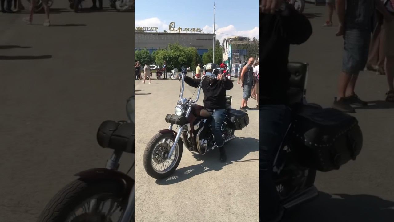 Рёв мотоциклетных двигателей, музыка и выставка техники – День Мотоциклиста в Бердске прошел на ура! смотреть онлайн