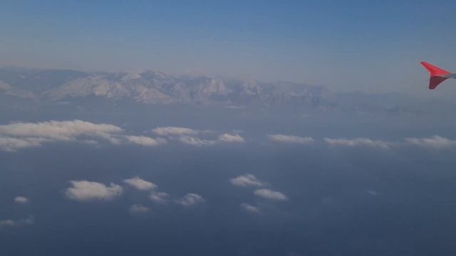 Москва - Анталия, взлёт, посадка, еда в самолёте. Летим Turkish airlines. смотреть онлайн
