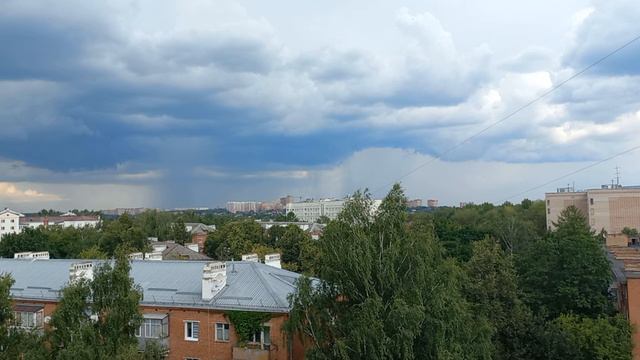 Где-то там гроза. смотреть онлайн
