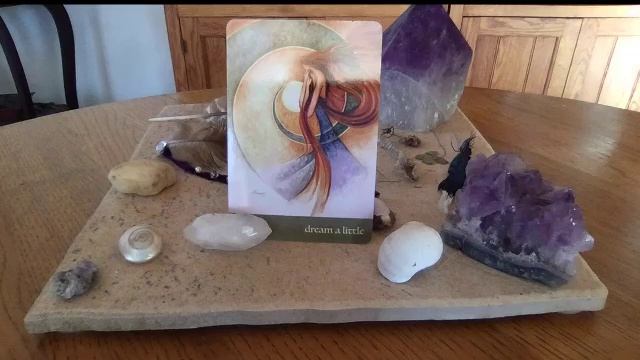 Daily Love Oracle Reading ~ Dream A Little смотреть онлайн