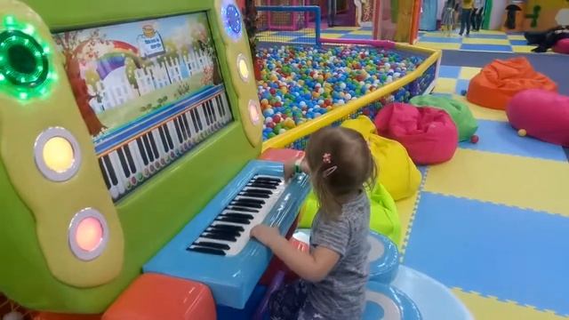 Детский развлекательный центр!!!!!!!!! ( 3 часть )