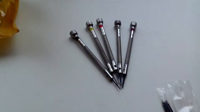 Набор часовых отвёрток с Aliexpress смотреть онлайн